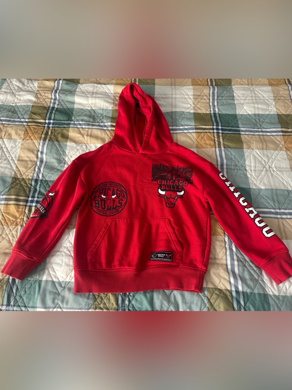 NBA Red Chicago Bulls Kids Pullover Hoodie